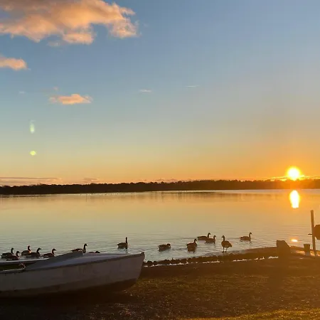 Semesterbostad Lake View