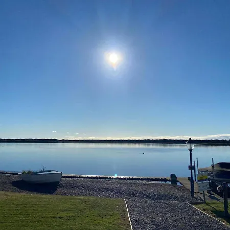Lake View * Millom